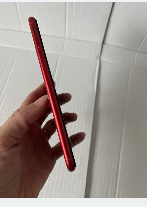 iPhone 8 plus Red