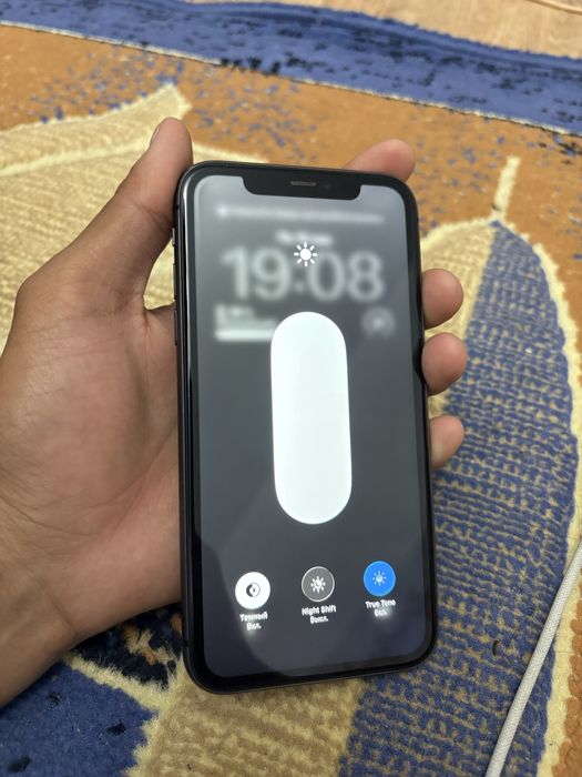 Продается Iphone 11