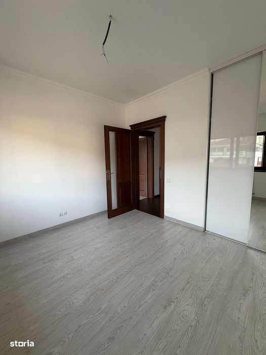 Duplex - nelocuit - nou