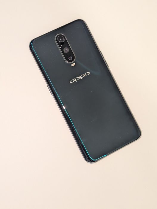 Продам смартфон Oppo rx17 pro