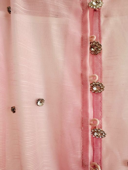 Висок клас рокля с камъни