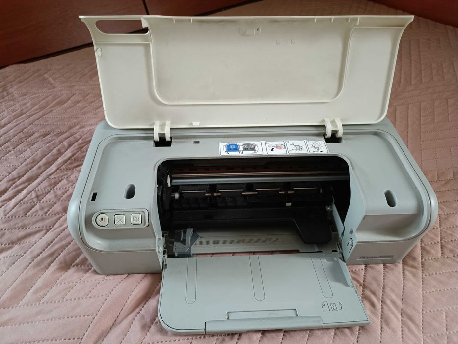 Мастиленоструен принтер HP Deskjet D2360