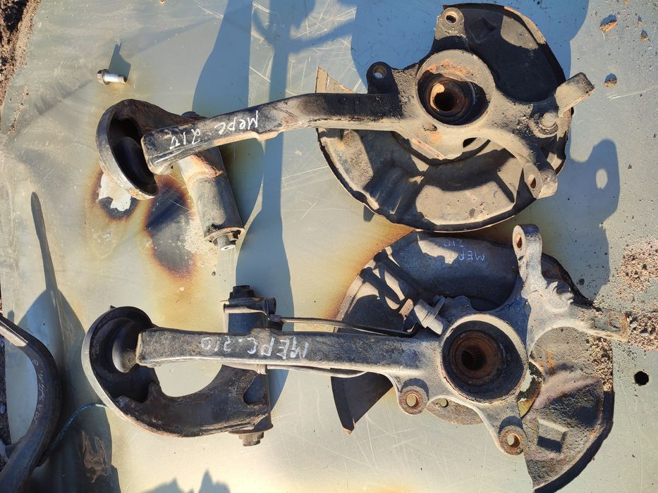 Цапфа, ступица на Мерседес 4матик