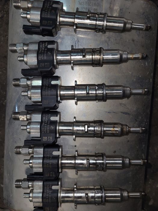 Injectoare bmw injectie directa n43,n53,n54 Bucuresti Sectorul 5 • OLX.ro