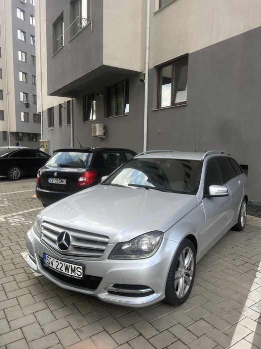 MERCEDES-BENZ C-Class 2012