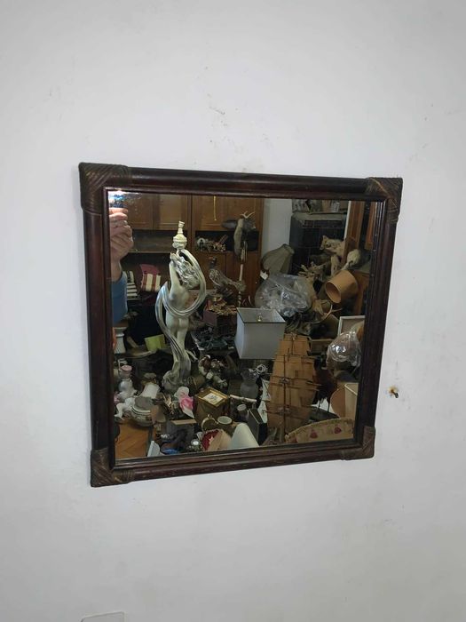 Oglinda in rama de lemn la colt impletita