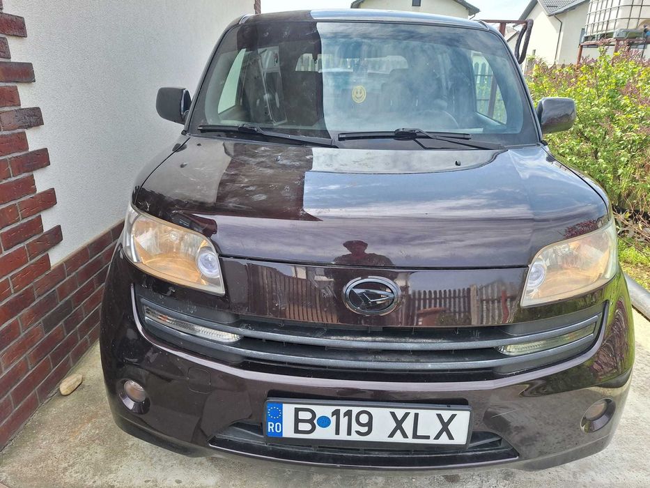 Vand Daihatshu Materia 1.5 Toyota Bb