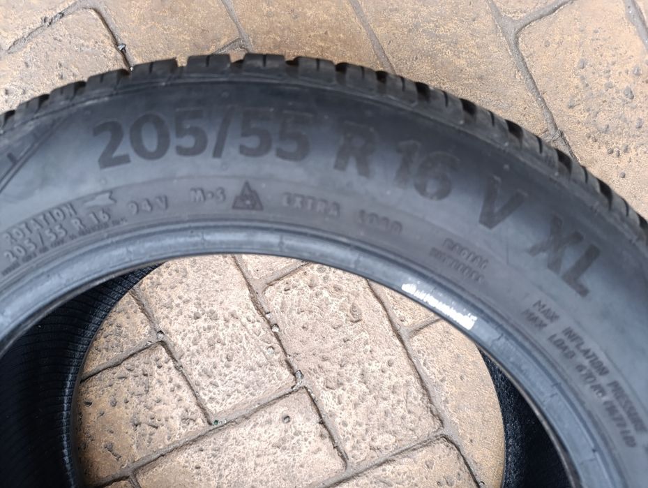 Всесезонни гуми Continental 205/55/16