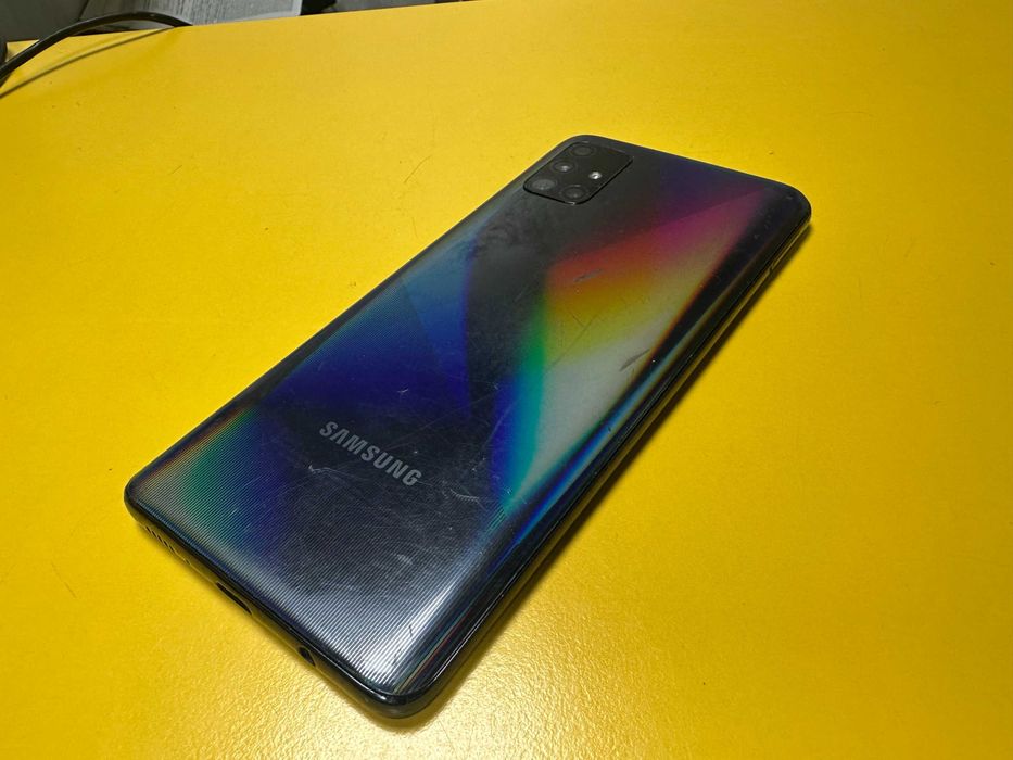 Смартфон Samsung Galaxy A51 128GB 4GB RAM Dual (A515F)
