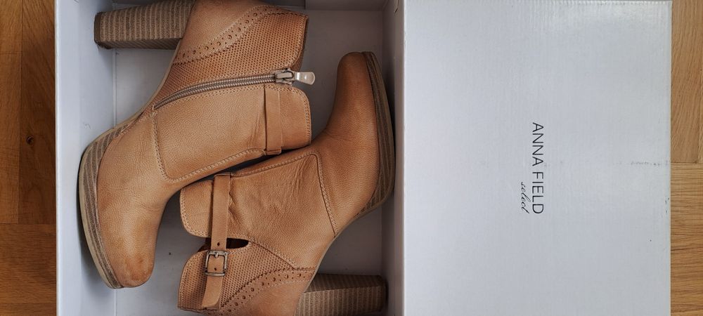 Дамски боти Anna Field