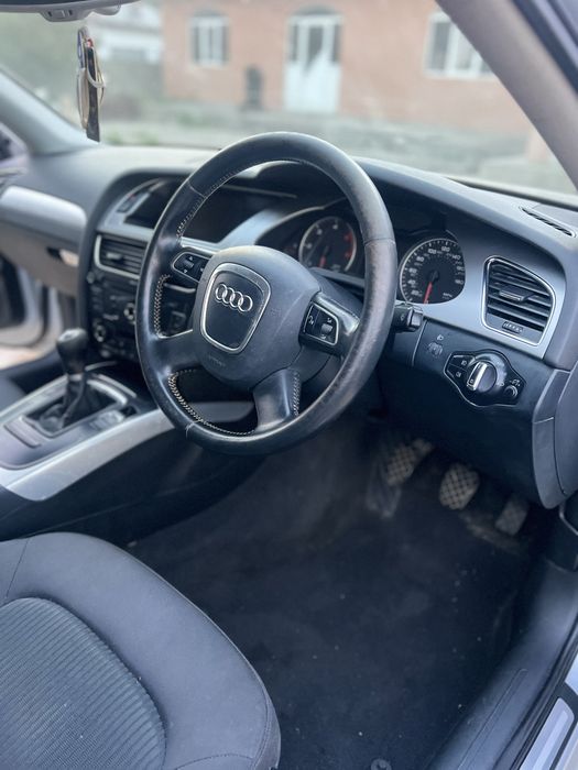AUDI A4 2009 — imagine 3