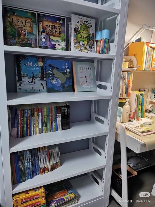 Kitob va hujjatlar uchun shkaf | Шкаф для книг и документов/библиотека