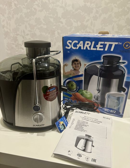 Storcător de fructe Scarlett NOU