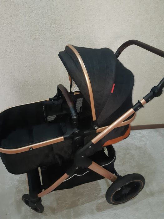 Продам  дешево коляску, покупали за 75тыс