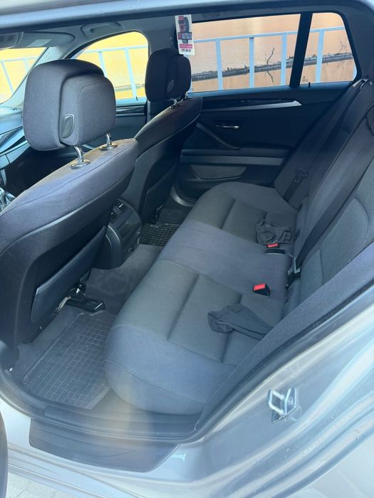 Vând bmw seria 5 / f11