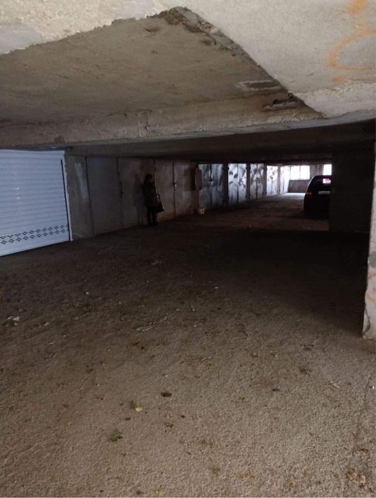 Отдава се гараж под наем