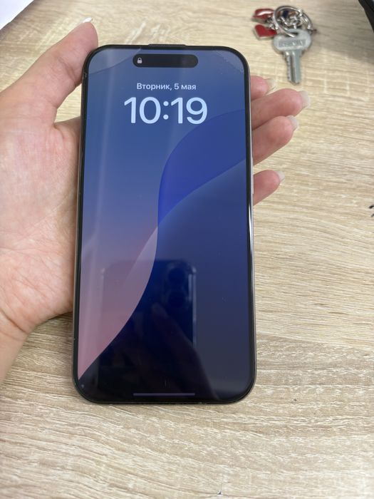 İphone 15 pro 256 срочно торг есть