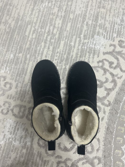 Новые зимние ботинки