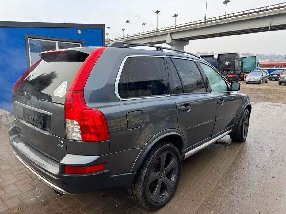 Dezmembrez / Dezmembrari / Piese Volvo XC90 2.4D D5244T4 185Cp 2010