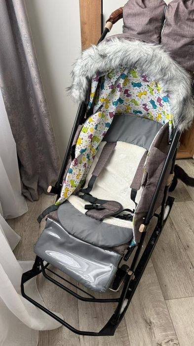 Продам Коляска сани