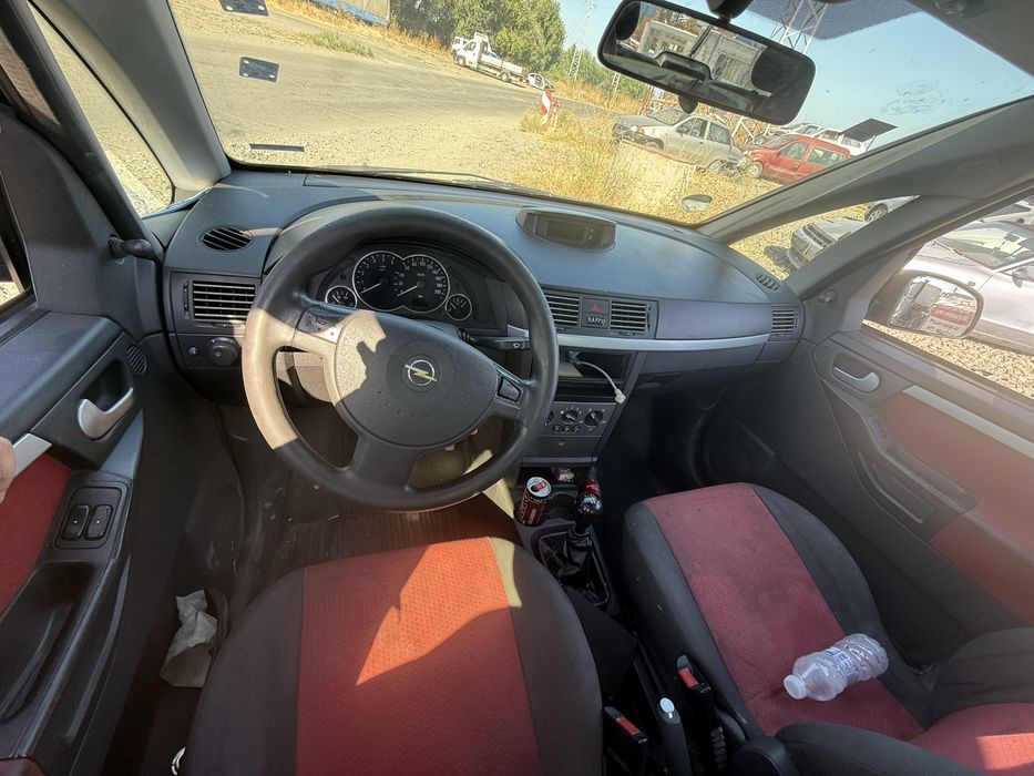 Опел мерива 1.7 дизел  на части