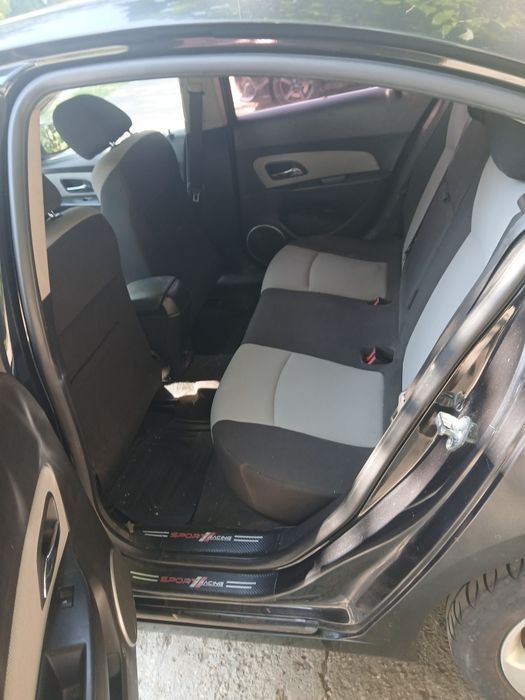 Vând chevrolet cruze 1,8  an 2011+ GPL  km 230000
