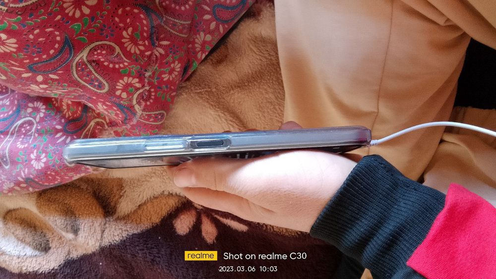 POVA Neo 2 12/128GB garantiyasi bilan