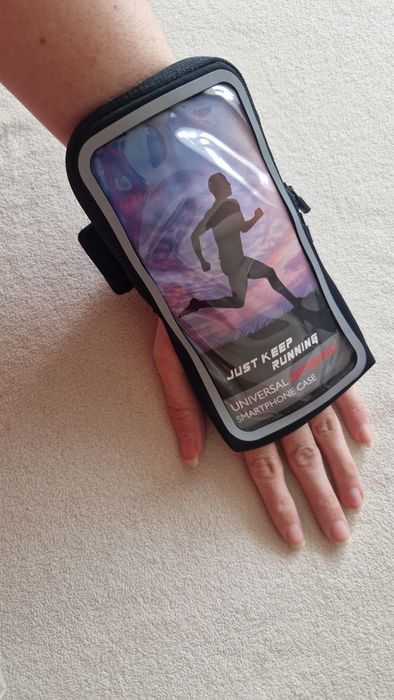 Продам чехол на руку для телефона