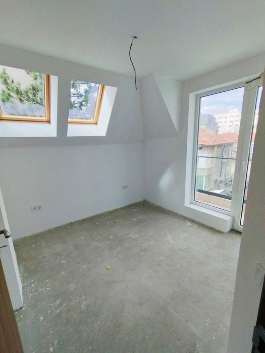 Продава се Мезонет в Варна, Левски - 117 кв.м за 955 €/кв.м - Снимка #3