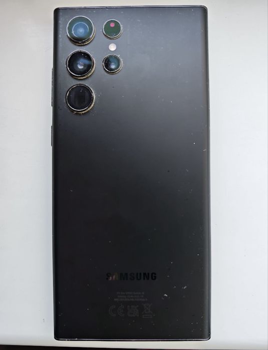 VAnd Samsung s22 ultra