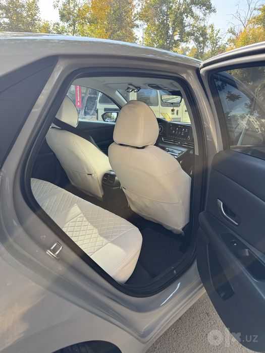Hyundai Elantra 1.6