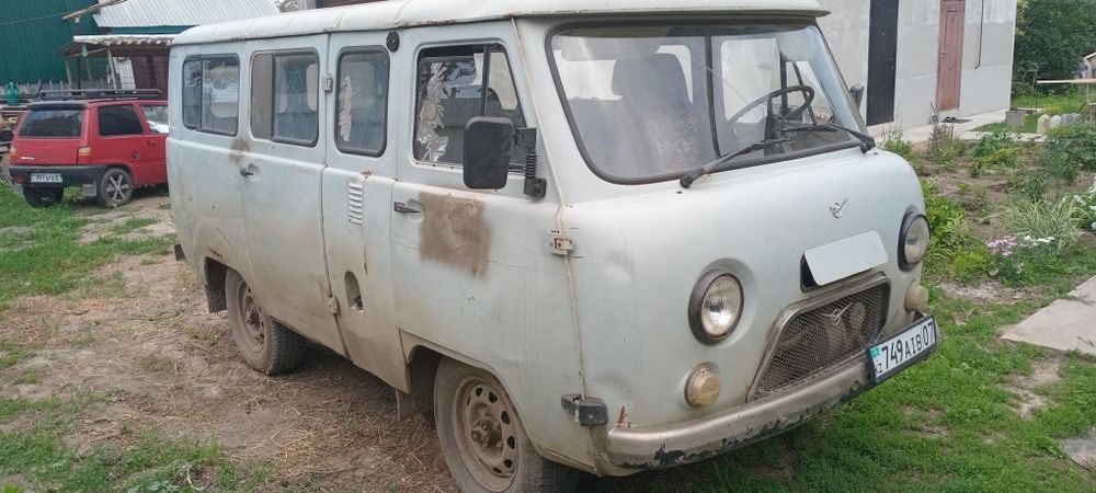 Продам уаз без двигателя 2011 год с документами