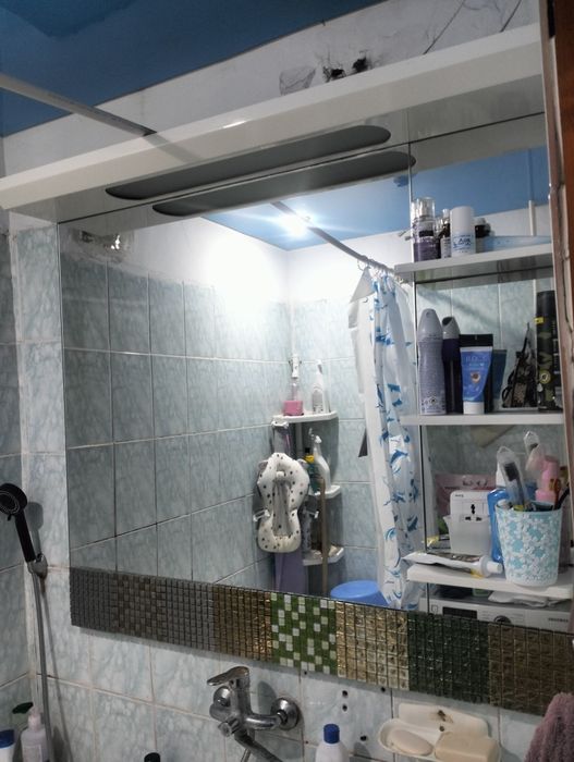 Продам зеркало для ванной