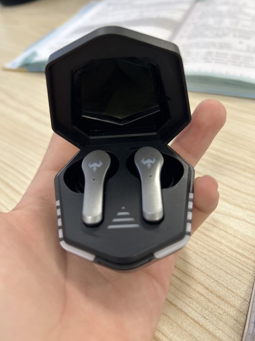 Беспроводные наушники