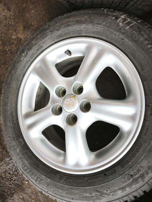 15" оригинални алуминиеви джанти за Toyota Avencis, Prius.