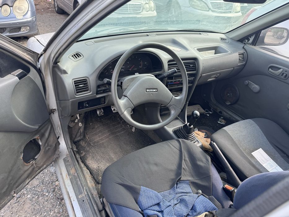 Сузуки Суифт 1.0и 53кс 2001г На Части