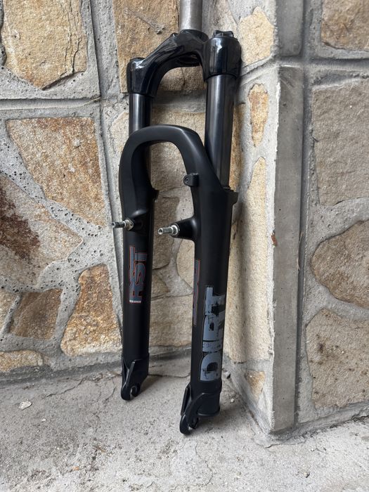 Вилка RST Dirt 100mm и капла NS