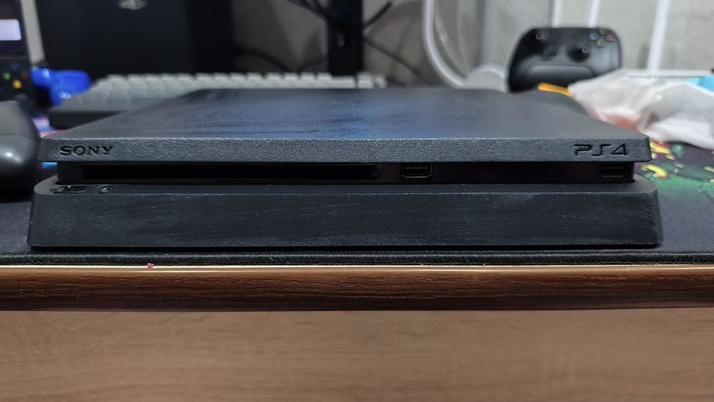 Playstation 4 slim 1tb