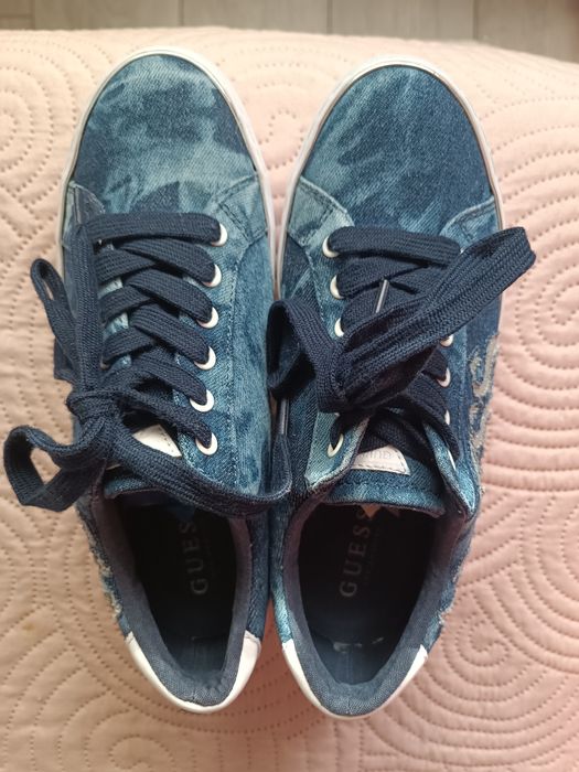 Guess- дънкови кецове  38 номер