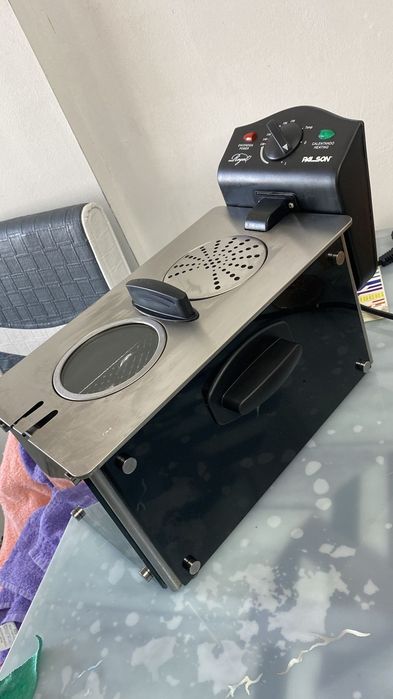 Фрютирница в хорошем состояние.