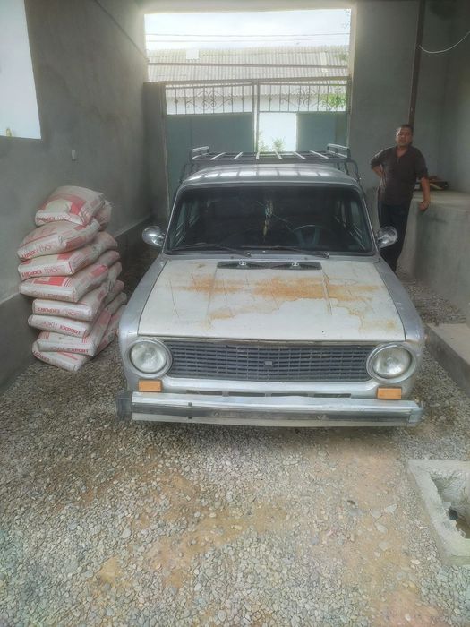 Vaz 2101 sotiladi