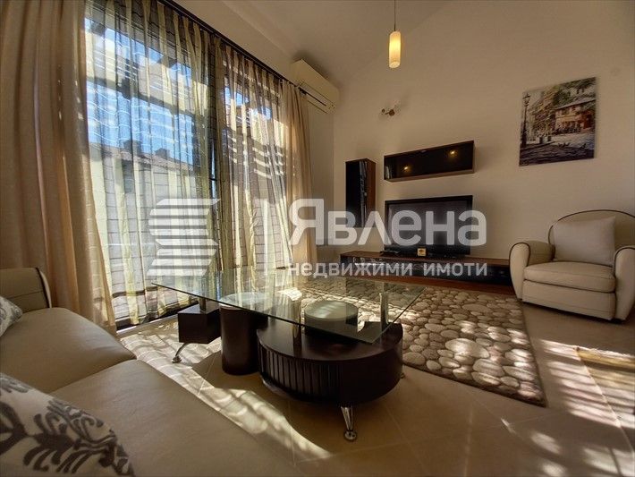 Дава се под наем Тристаен апартамент в с. Лозенец, Област Бургас - 111 кв.м за 3000 € - Снимка #5