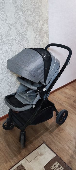 Коляска детская .