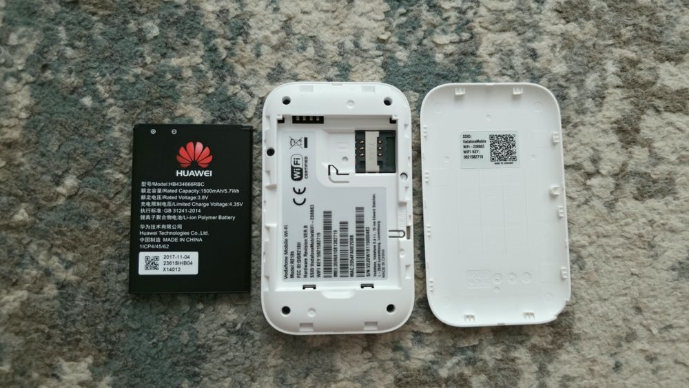 Vând router portabil Vodafone R218h