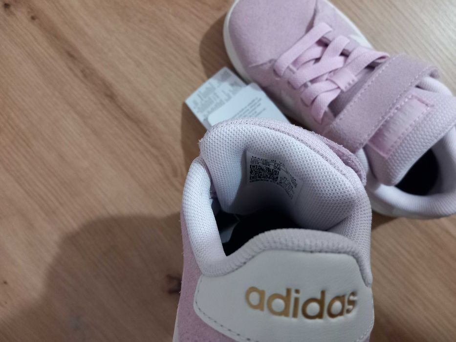 Детски маратонки Adidas за момиченце