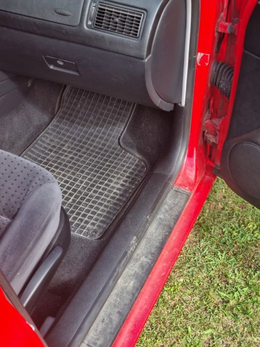 VOLKSWAGEN Golf 1998 — imagine 5