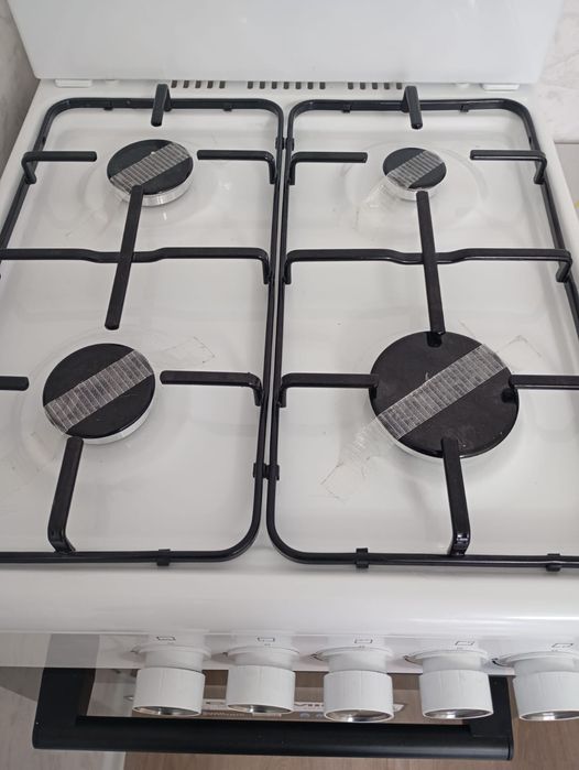 Продам газовую плиту новую