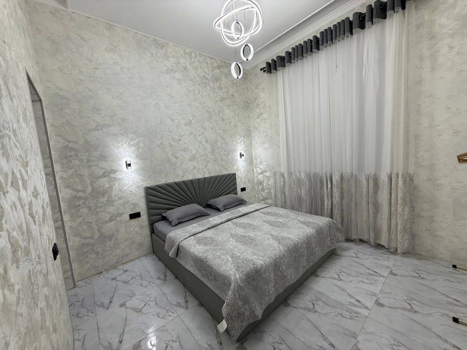 Oqtosh dacha (quyoshga yaqin joyda)