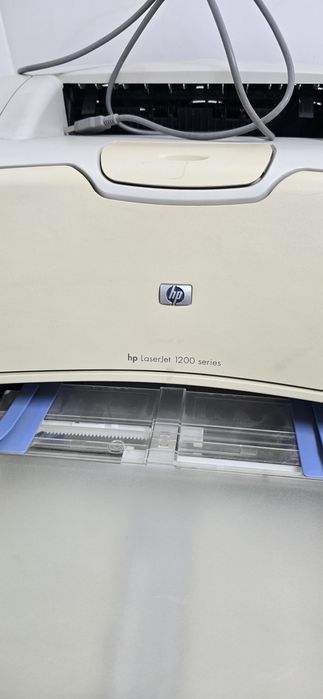 Принтер HP Laser Jet 1200