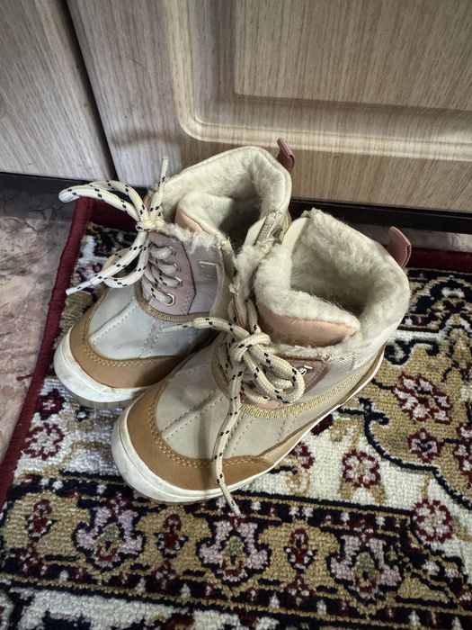 Обувь для девочки 3-4 годика